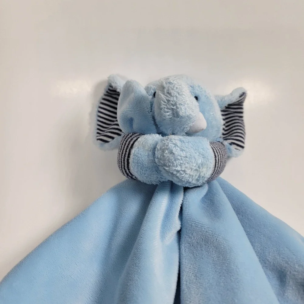 Carters‎ Baby Blue Elephant Lovey Rattle Security Velour Blanket Satin Lined